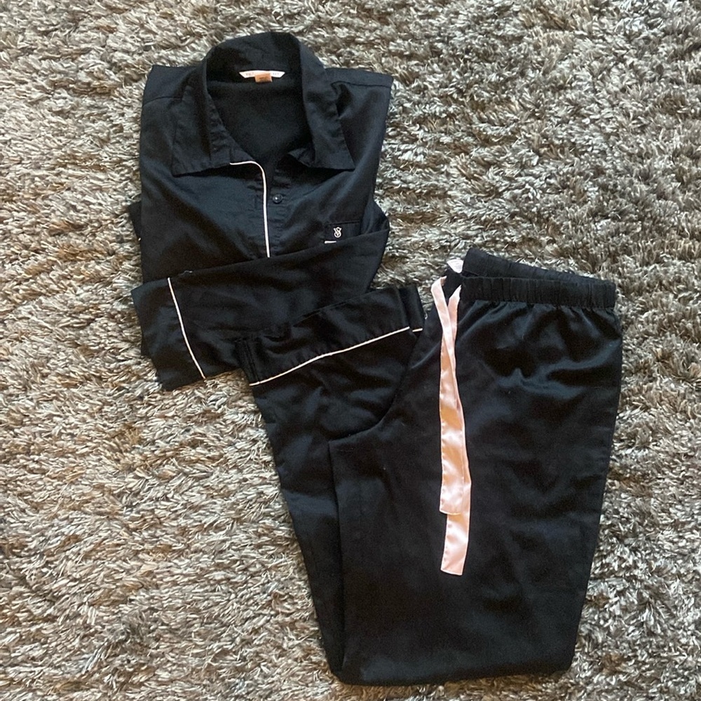 Victoria’s Secret pajama set size large